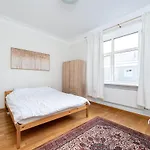 Classy Flat,2-br,private Parking,smart Tv * Tallin