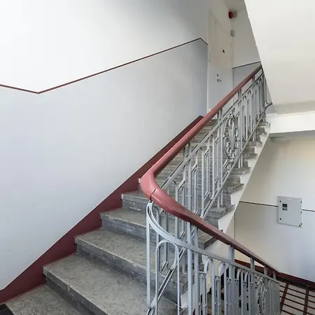 Classy Flat,2-br,private Parking,smart Tv Appartement Tallinn