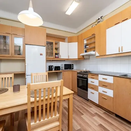 Classy Flat,2-br,private Parking,smart Tv Appartement *
