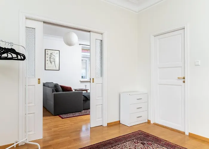 Classy Flat,2-br,private Parking,smart Tv Apartman