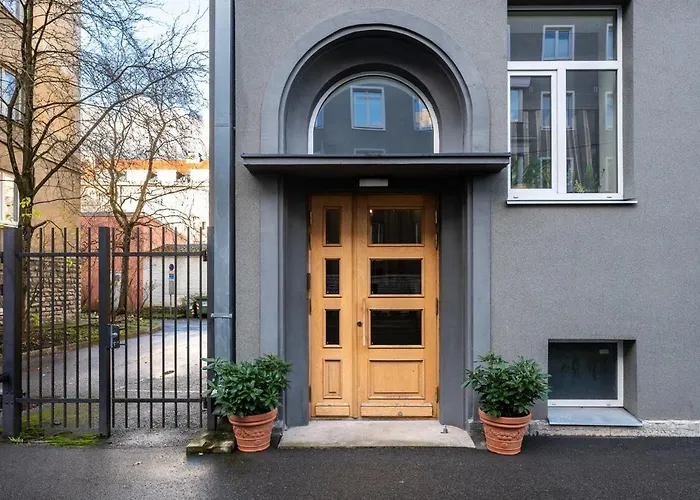 Lägenhet Classy Flat,2-br,private Parking,smart Tv