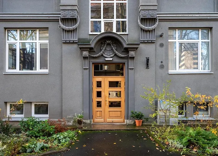 Classy Flat,2-br,private Parking,smart Tv Apartment