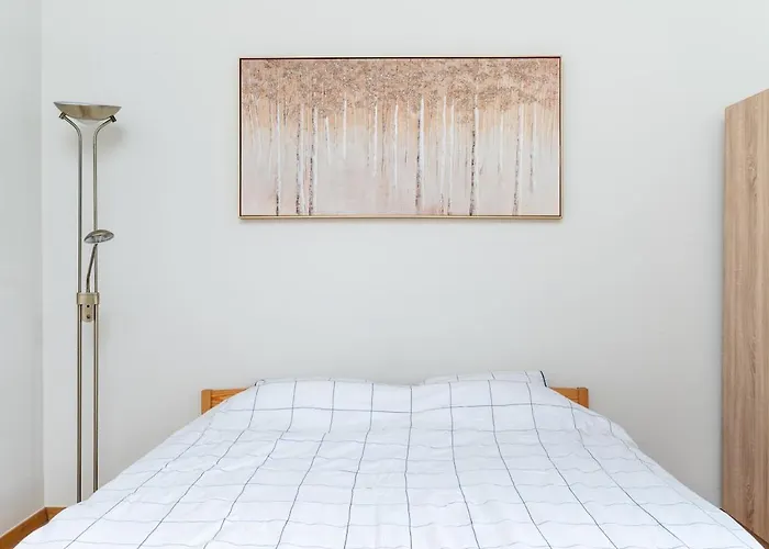 Lägenhet Classy Flat,2-br,private Parking,smart Tv